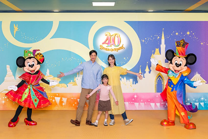 【東京ディズニーリゾート40周年記念】アトラクションもショーもキャラクターグリーティングも楽しむ 2DAYS